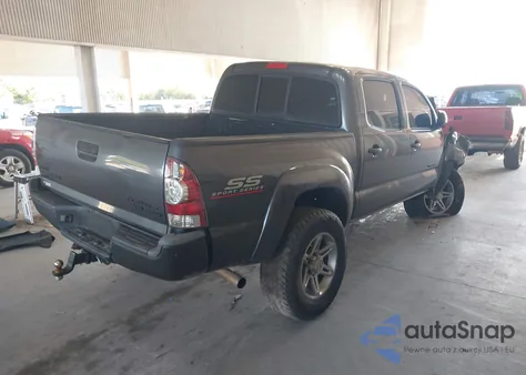 2013 Toyota Tacoma Prerunner V6 z USA, uszkodzony, nr VIN 5TFJU4GNXDX045929